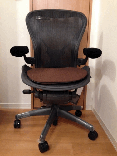 buy-herman-miller-aeron-chairs-for-office-work-05