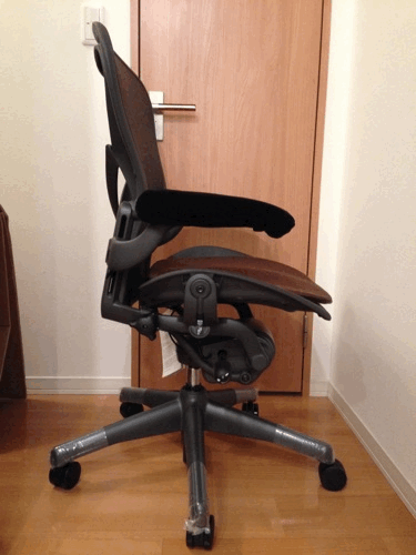 buy-herman-miller-aeron-chairs-for-office-work-06