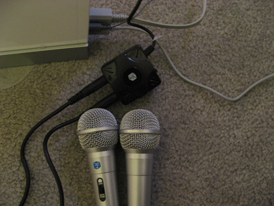 karaoke-joysound-wii-mic02