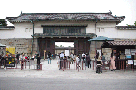 visit-nijo-castle-kyoto-01